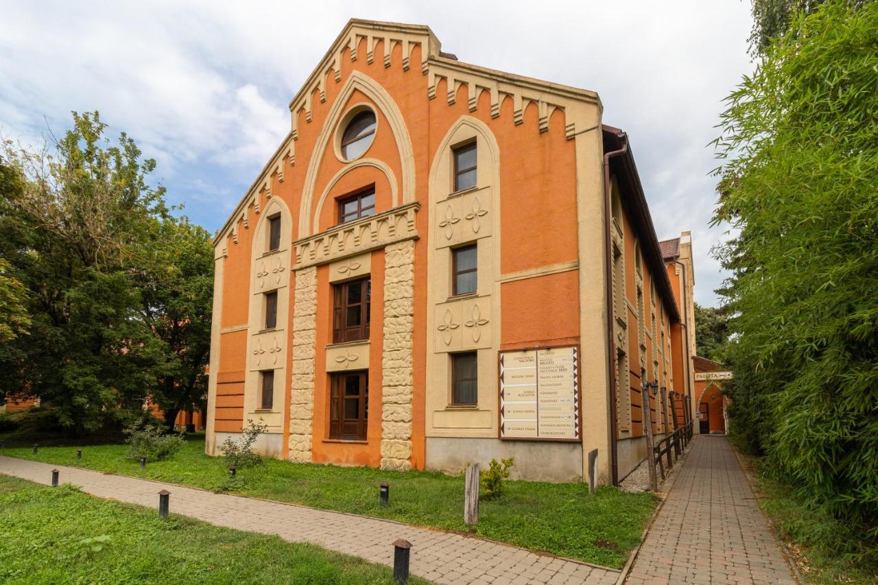 Puchner Kastelyszallo Premium Бикаль Экстерьер фото