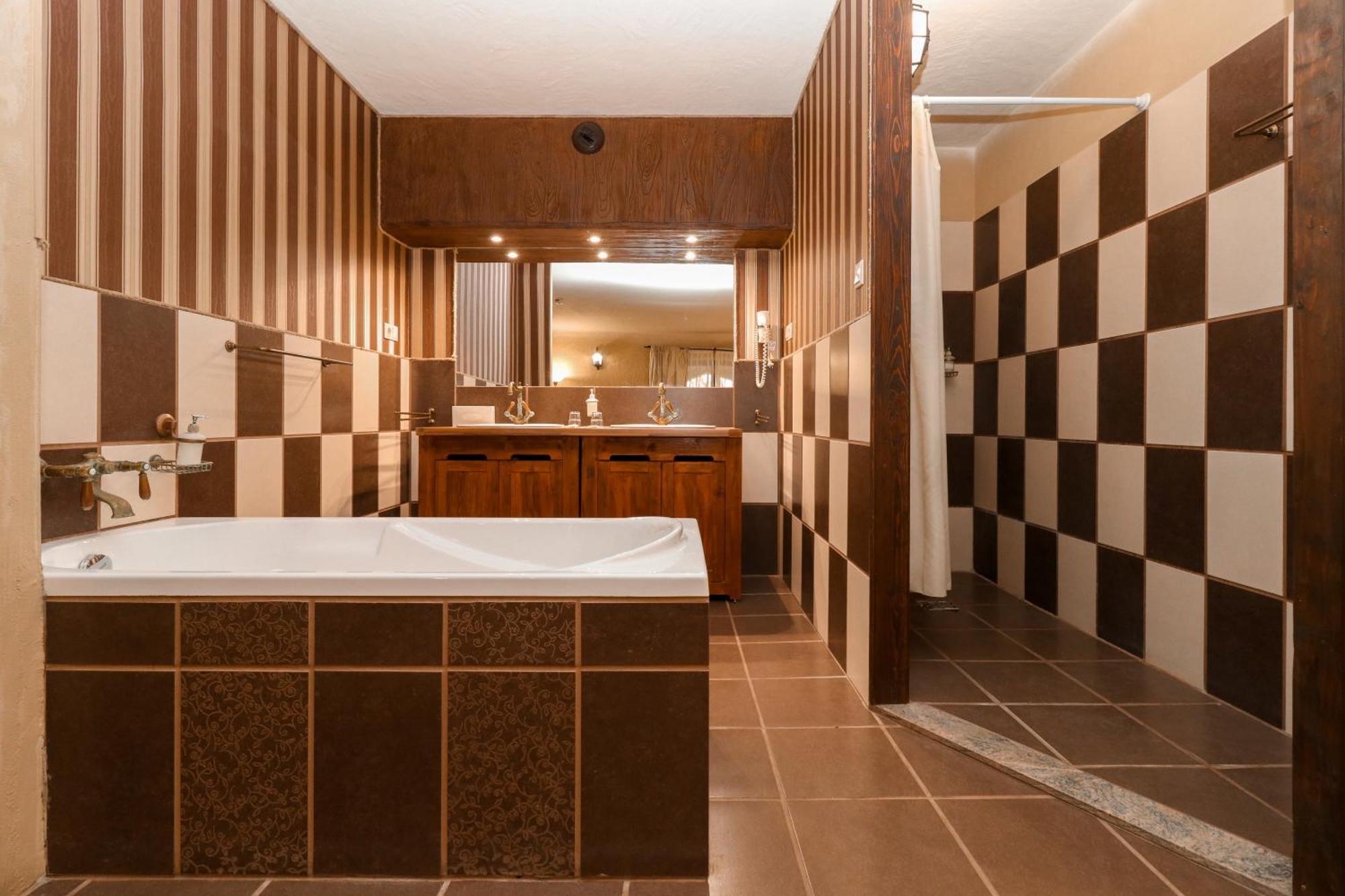 Puchner Kastelyszallo Premium Бикаль Экстерьер фото